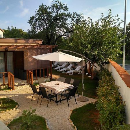 Kuca Za Odmor Natalija Villa Pula Buitenkant foto