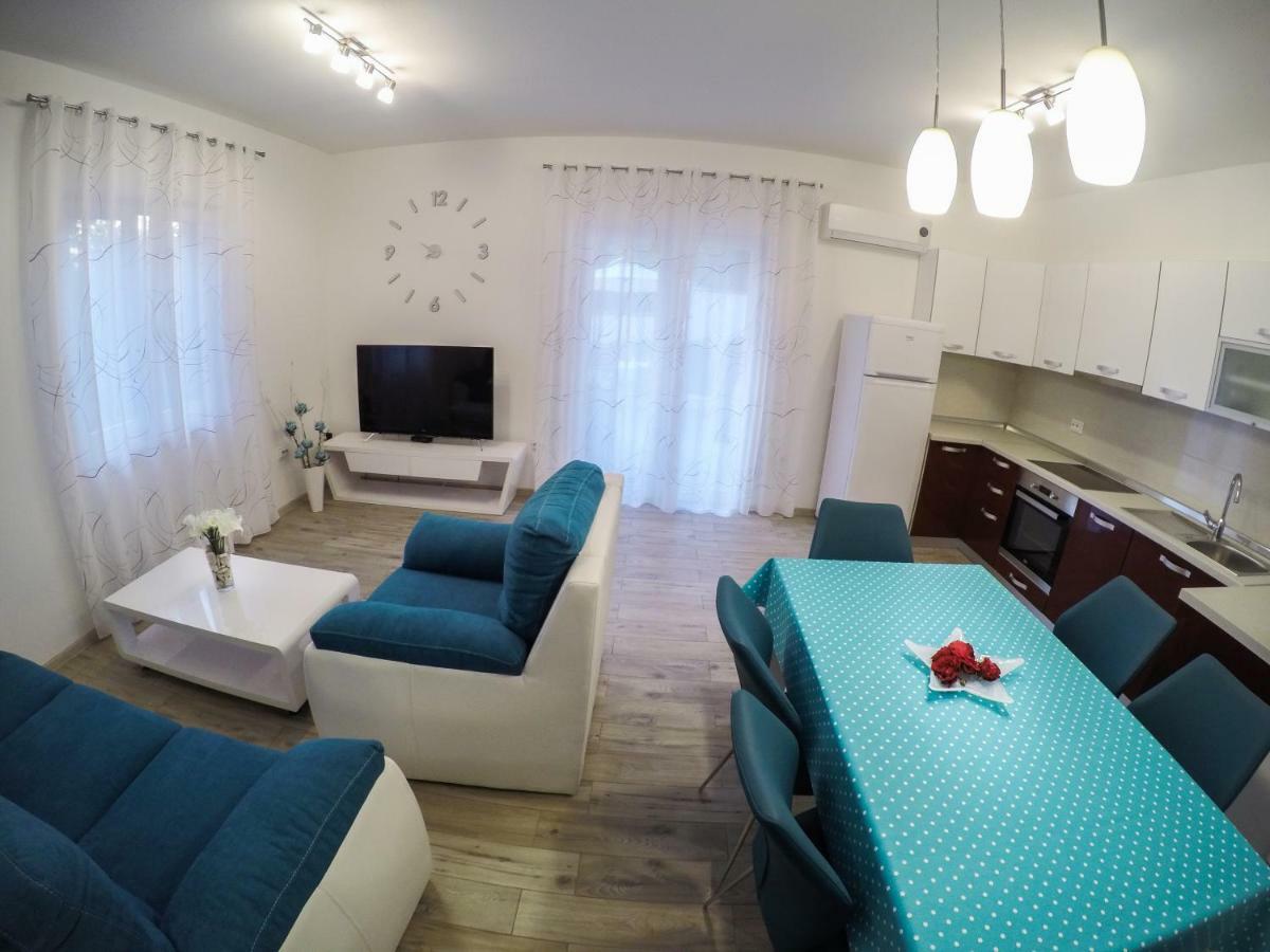 Kuca Za Odmor Natalija Villa Pula Buitenkant foto