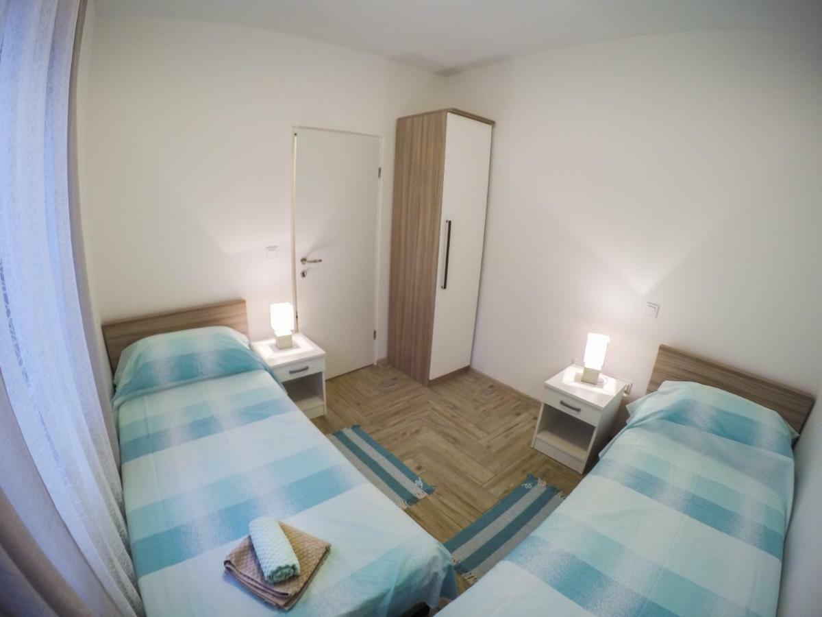 Kuca Za Odmor Natalija Villa Pula Buitenkant foto