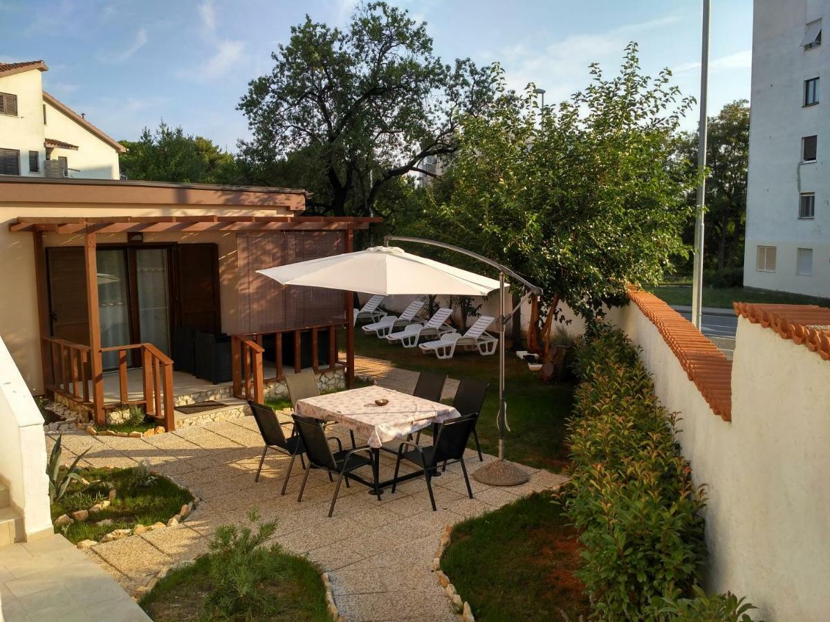 Kuca Za Odmor Natalija Villa Pula Buitenkant foto